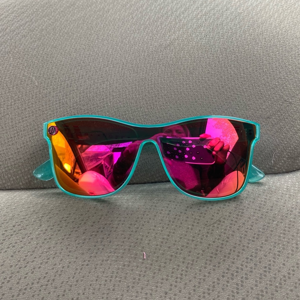 Blenders Sunnies